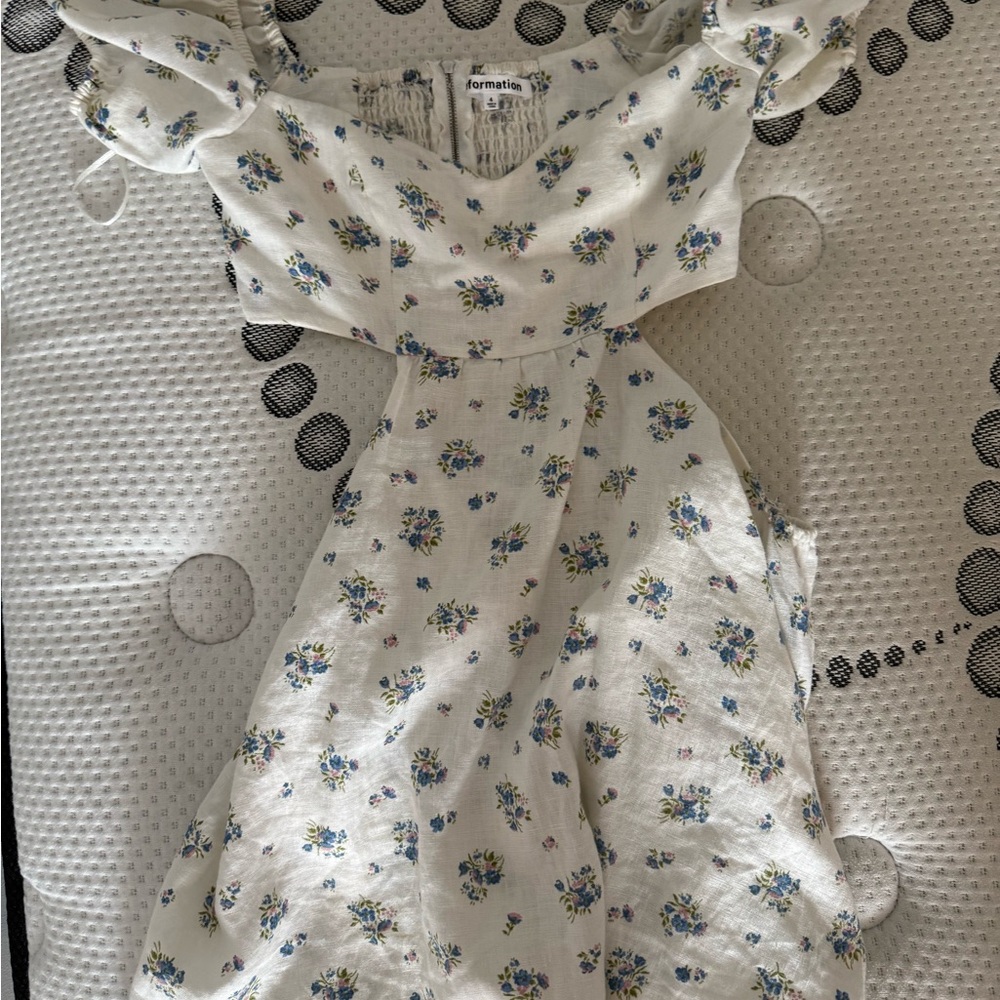 Reformation Emilia White Floral Linen Dress - Picture 5 of 7
